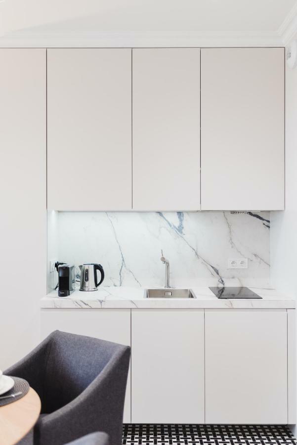 Luxlux Apartments Metro Slodowiec Varşova Dış mekan fotoğraf