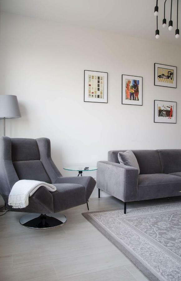 Luxlux Apartments Metro Slodowiec Varşova Dış mekan fotoğraf
