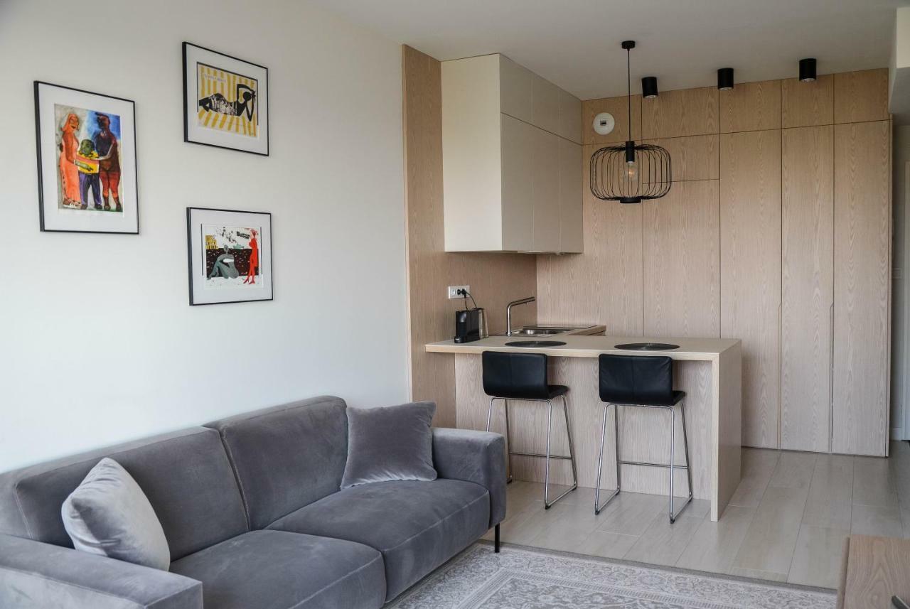 Luxlux Apartments Metro Slodowiec Varşova Dış mekan fotoğraf